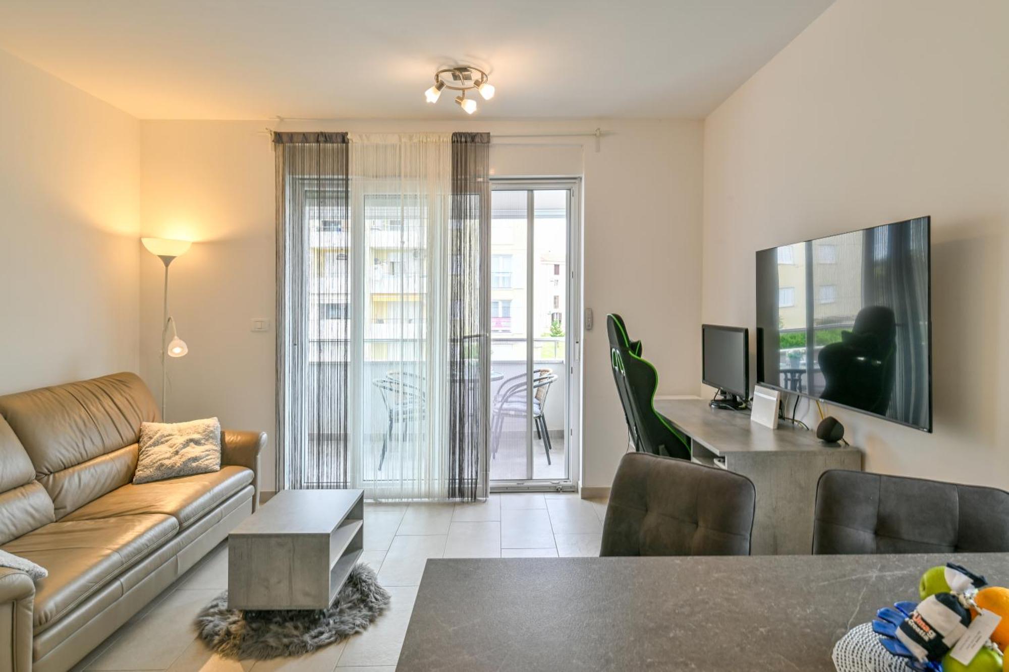 אומאג Apartment Uma מראה חיצוני תמונה